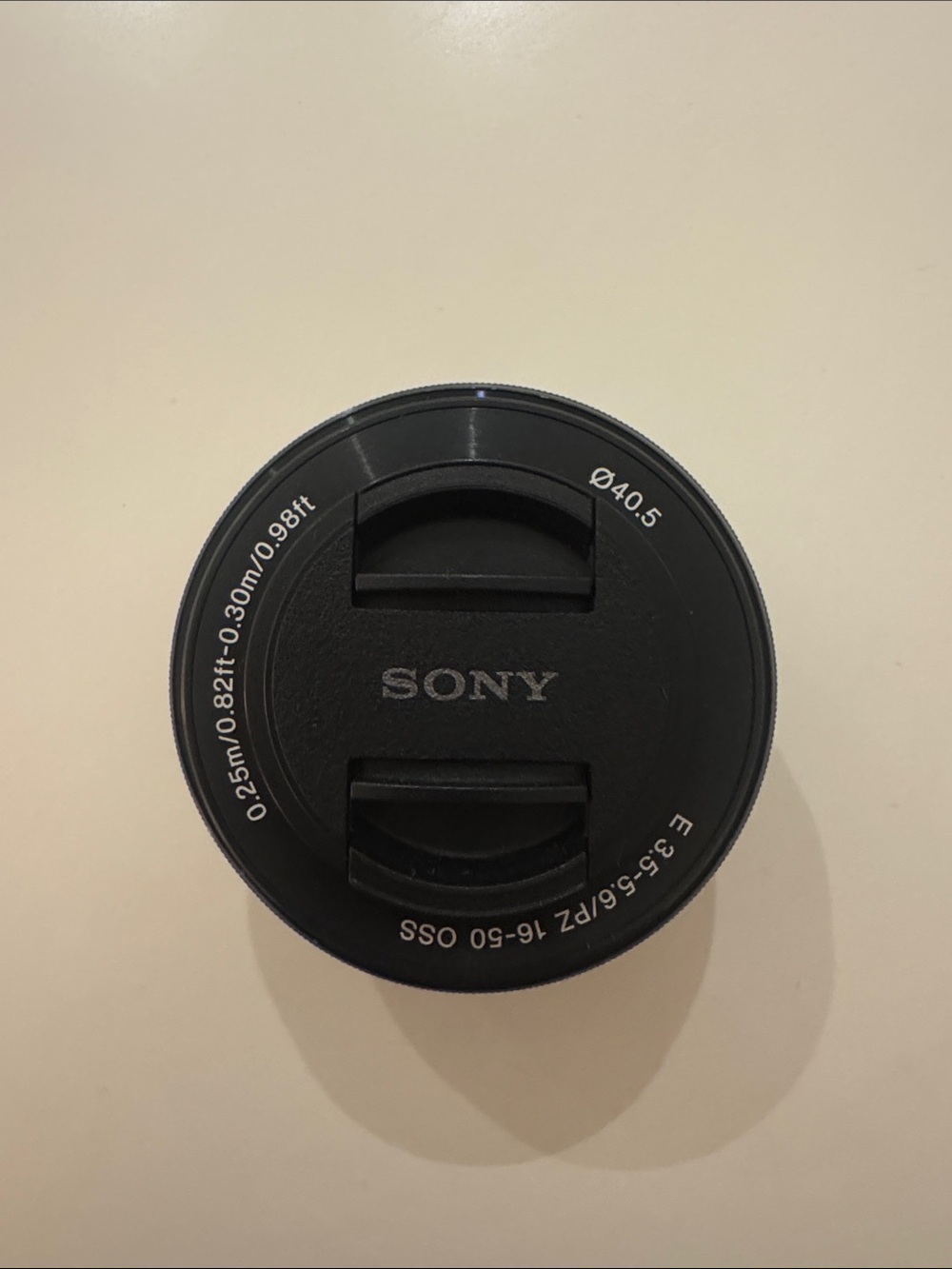 FOR PARTS. NOT WORKING. Sony 16-50mm f/3.5-5.6 E PZ OSS Compact Zoom Lens.